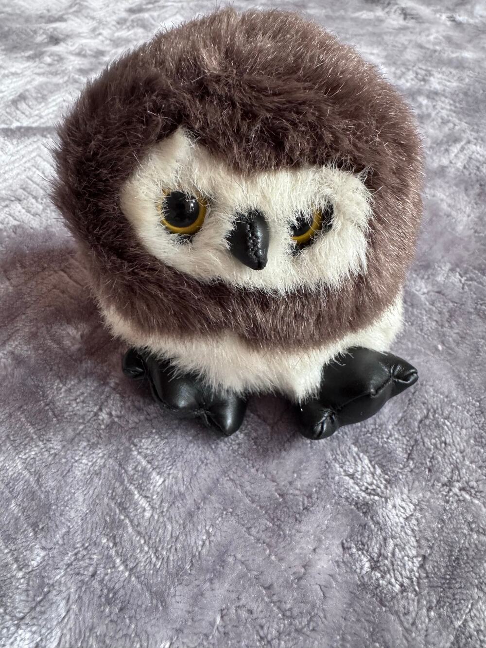 Olley the Owl Vintage Puffkins by Swibco super cute